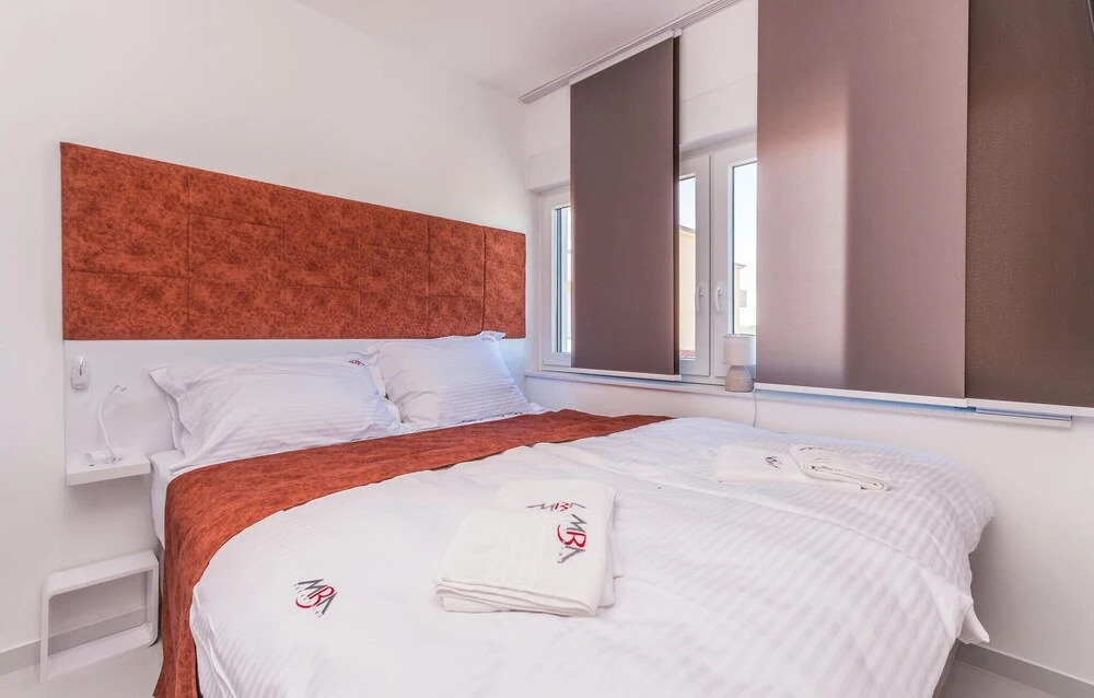 Amazing Home in Sukosan With 2 Bedrooms, Wifi and Outdoor Swimming Pool