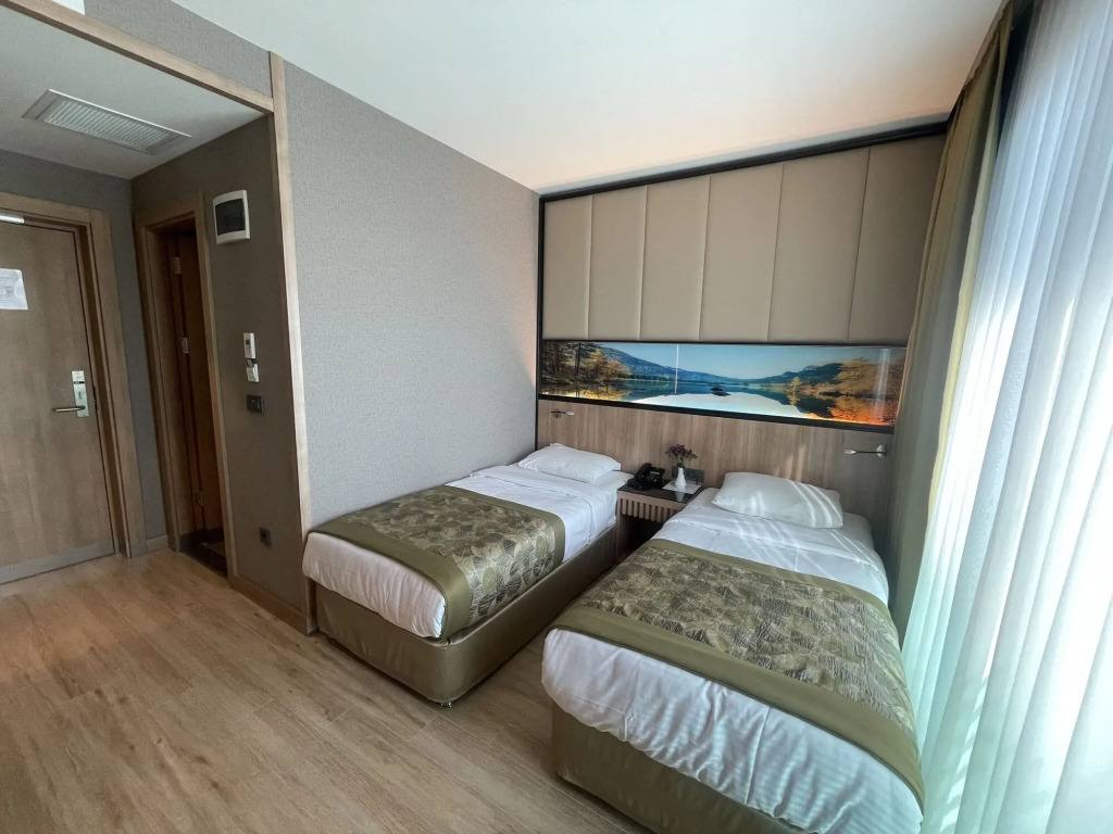 RADAR HOTEL