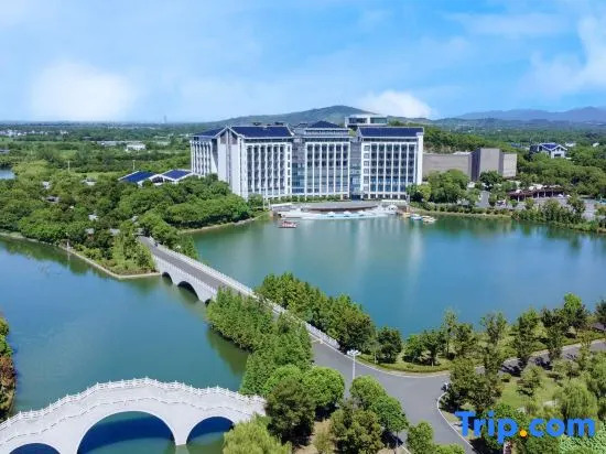 Yixing Shuimo Hentique Resort