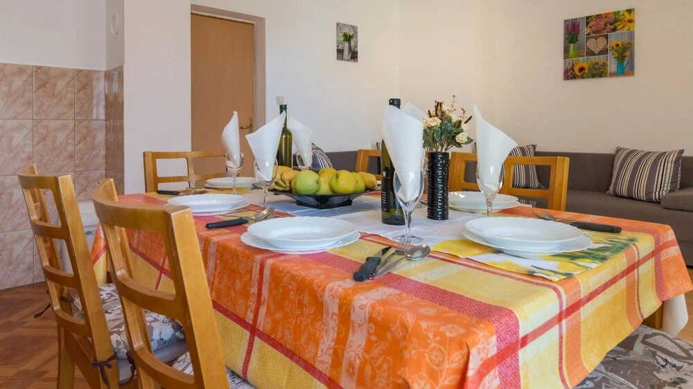 Apartment With 4 Bedrooms in Jadranovo, With Wonderful sea View, Furni