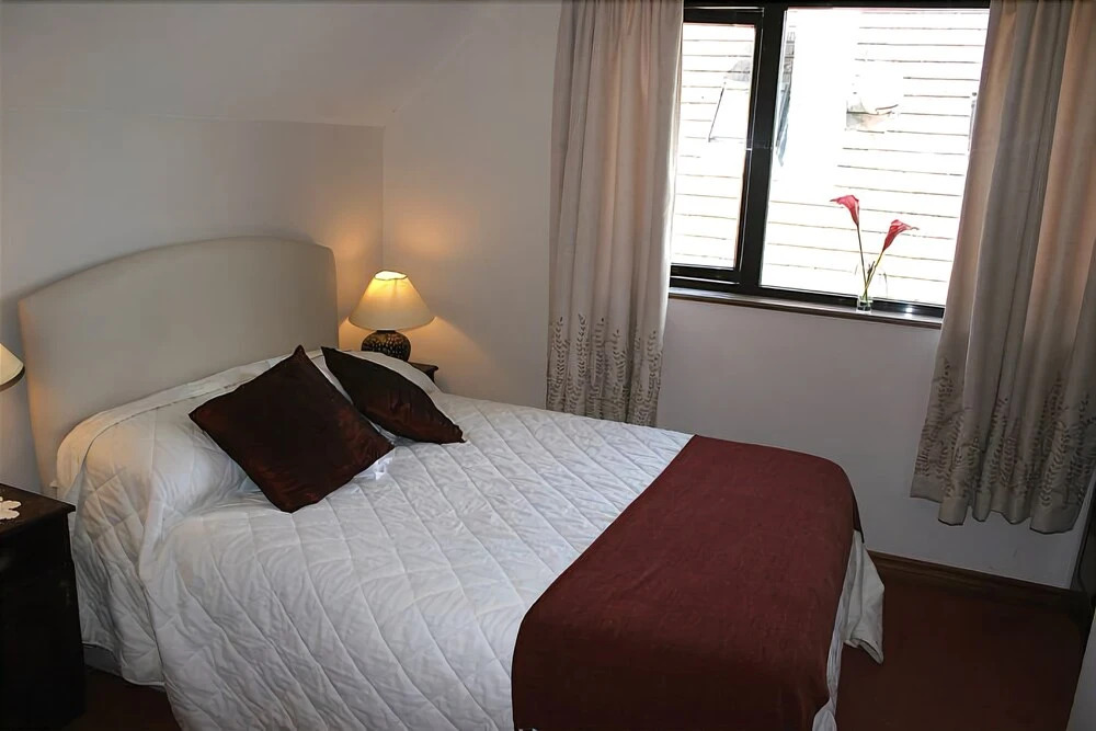 Woodview Lodge B&B