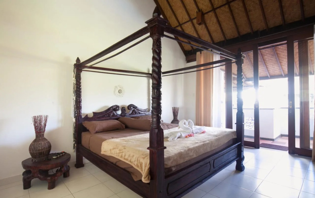 Black Pearl Hostel