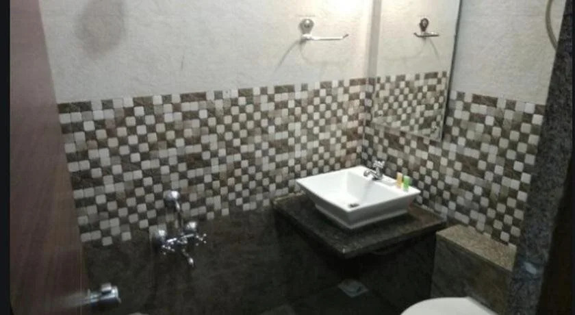 Hotel Gitanjali Inn - By Bizzgrow Hotels