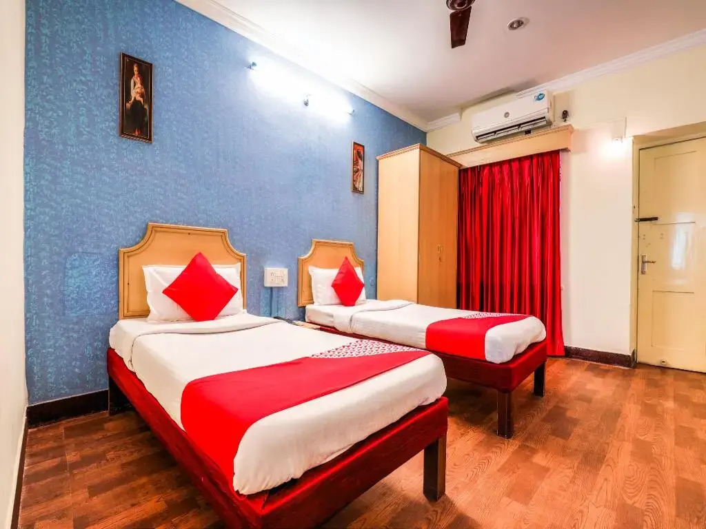 Royal Suite by OYO Rooms