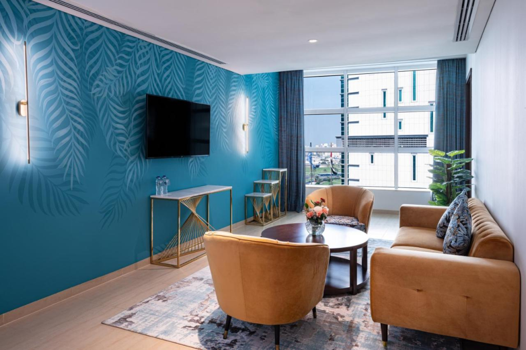 Отель Four Points by Sheraton Sharjah