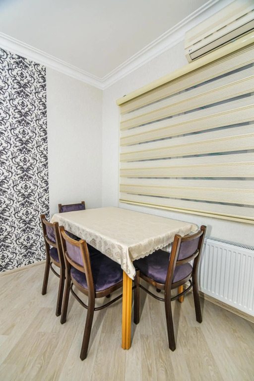 City Centre 3 Room Lux House