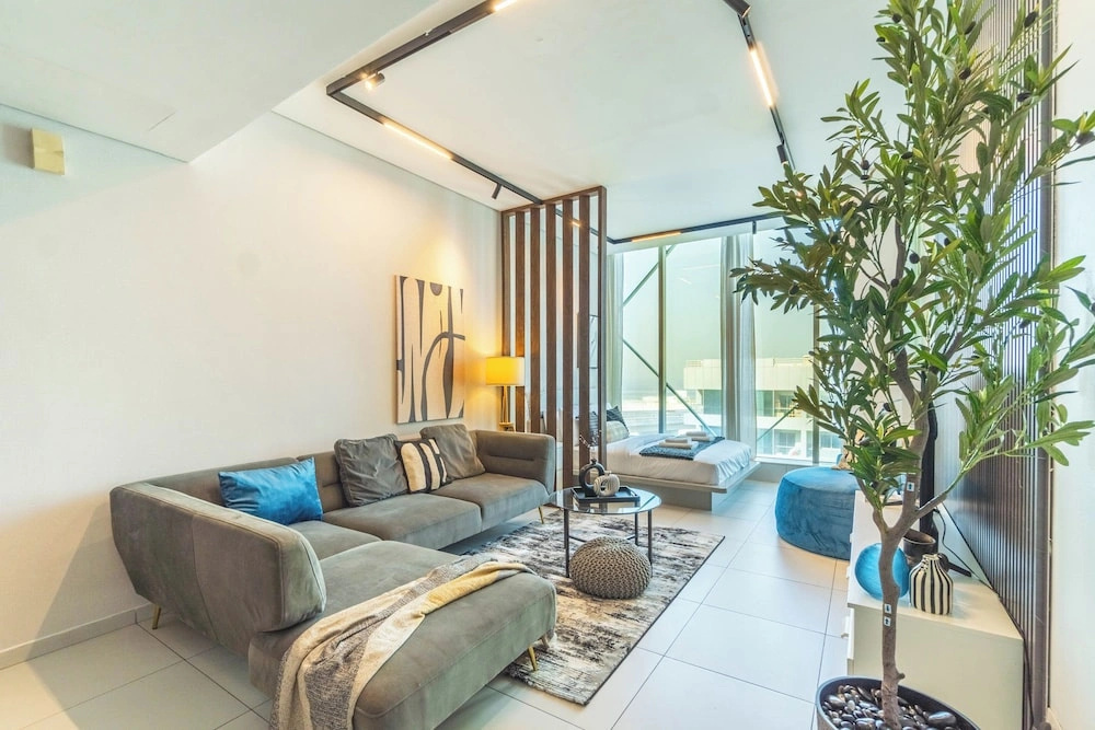Unforgettable Canal & Sea View