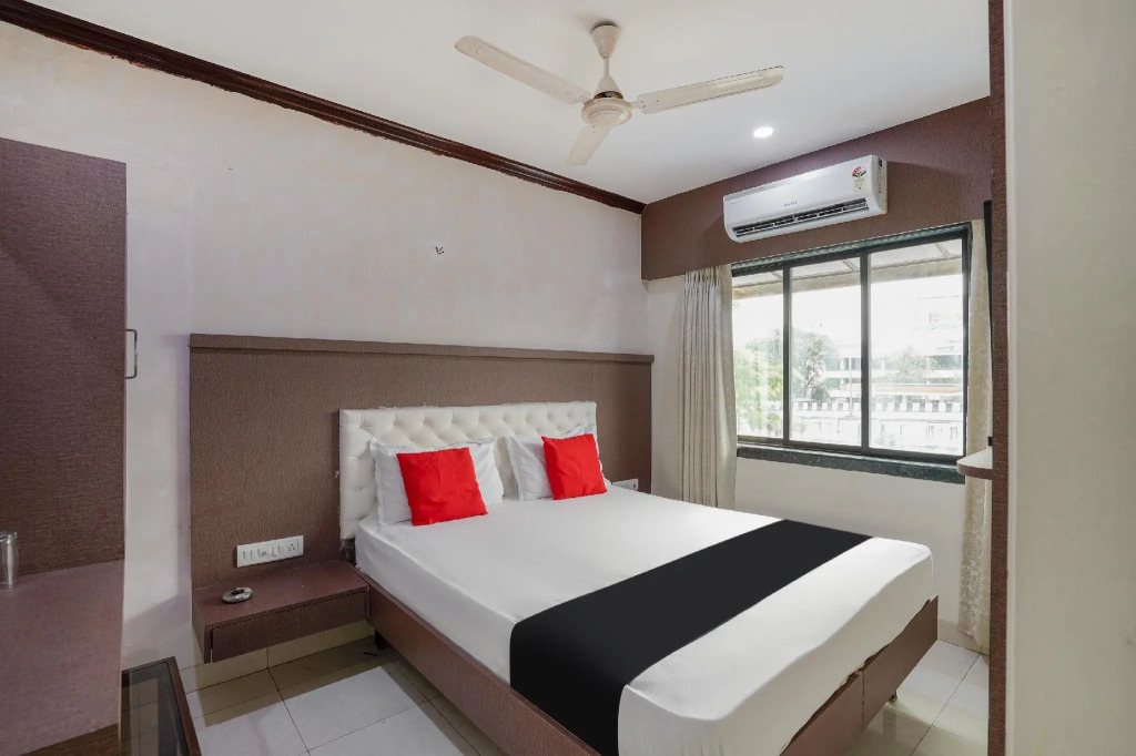 CAPITAL O74962 Hotel Sapna