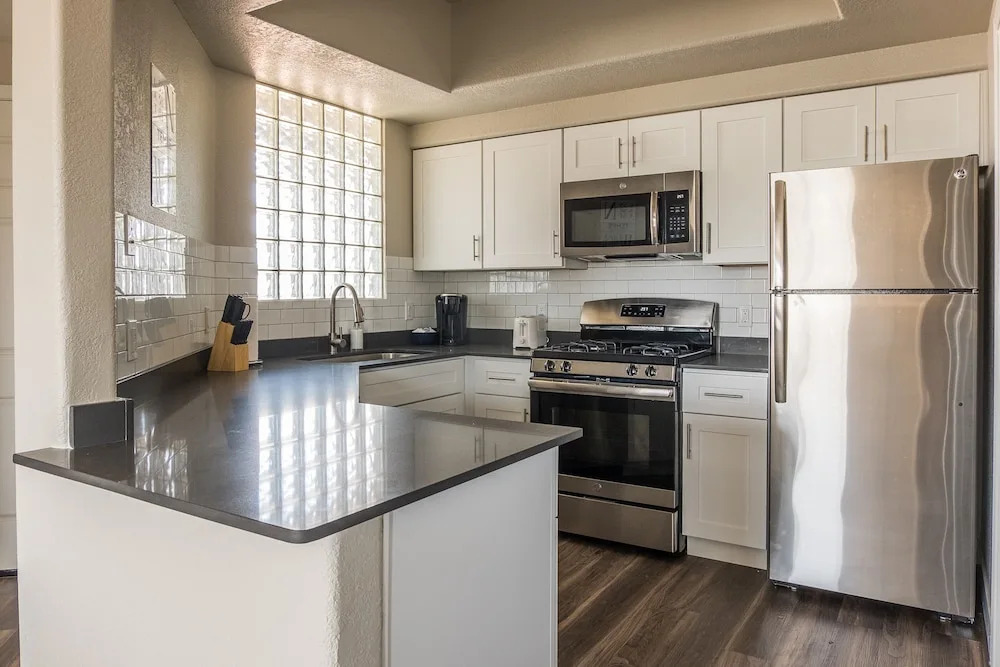 Tempe 1 BR & 2 BR Apts by Frontdesk