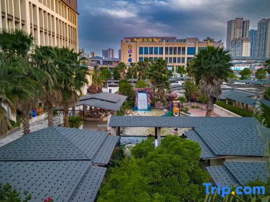 Jiulong Hot Spring Holiday Hotel