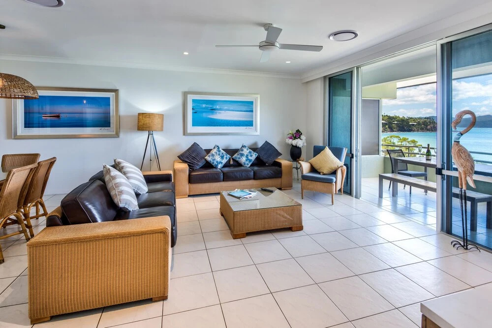 Lagoon Beachfront Lodge 206 on Hamilton Island by HamoRent