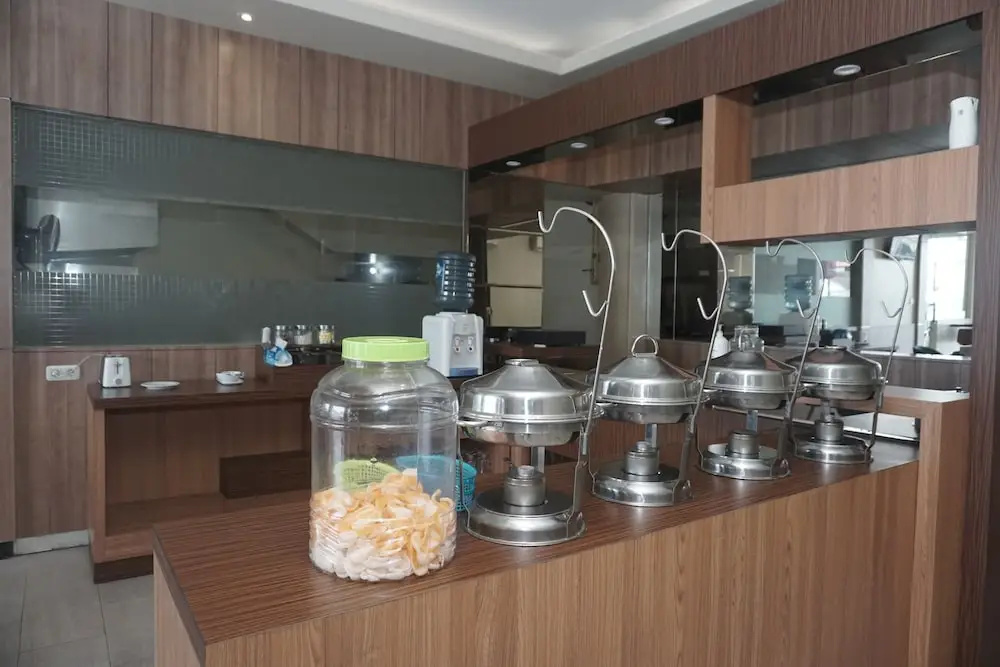 Cahaya 3 Hotel Near Juanda Airport