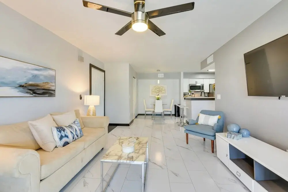 Winter Getaway: Destin Condo by Golf & Dining
