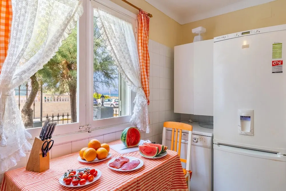 Sea side Cottage in Son Serra Marina 4 persons