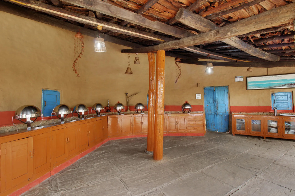 Chevron Eco Lodge
