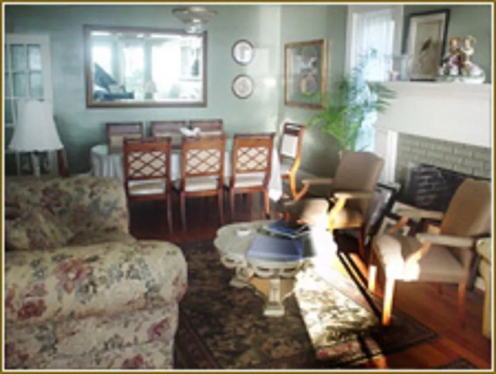 River Lily Inn Bed And Breakfast