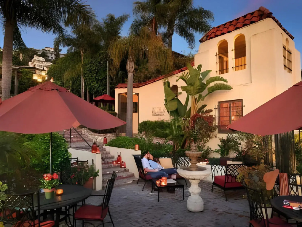 Casa Laguna Hotel & Spa