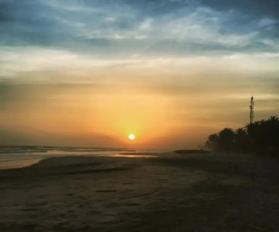 Kame Surf Camp & School Sunset Beach Bar