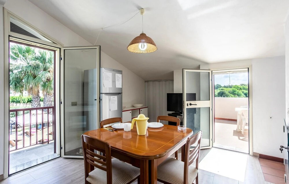 Nice Apartment In Kaukana With Kitchen