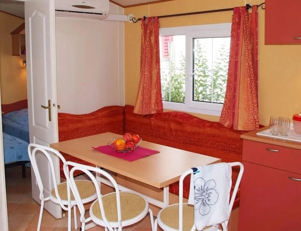 Family Lodge Close to the Coast