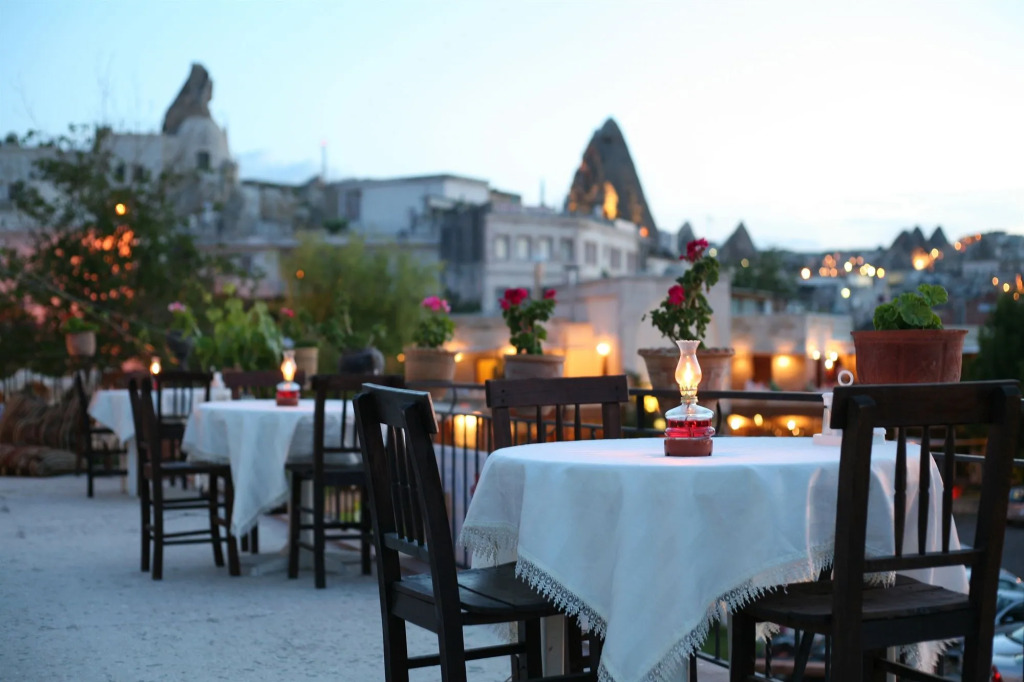Nomads Cave Hotel & Rooftop