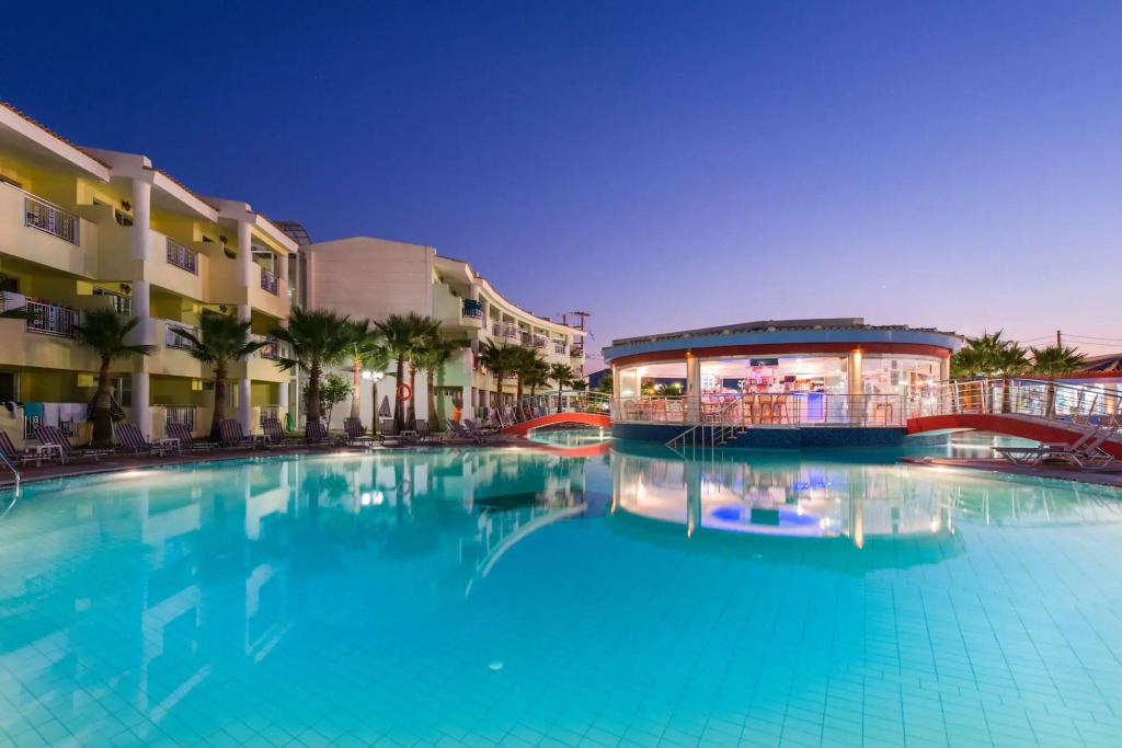 Caretta Beach Resort & WaterPark