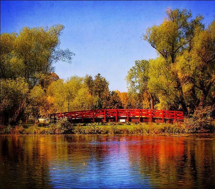 Red bridge Inn