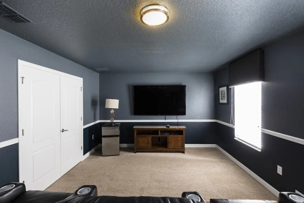 8-Bed Pool Home w/ Pool, Spa, Loft, Game Rm -1424 home