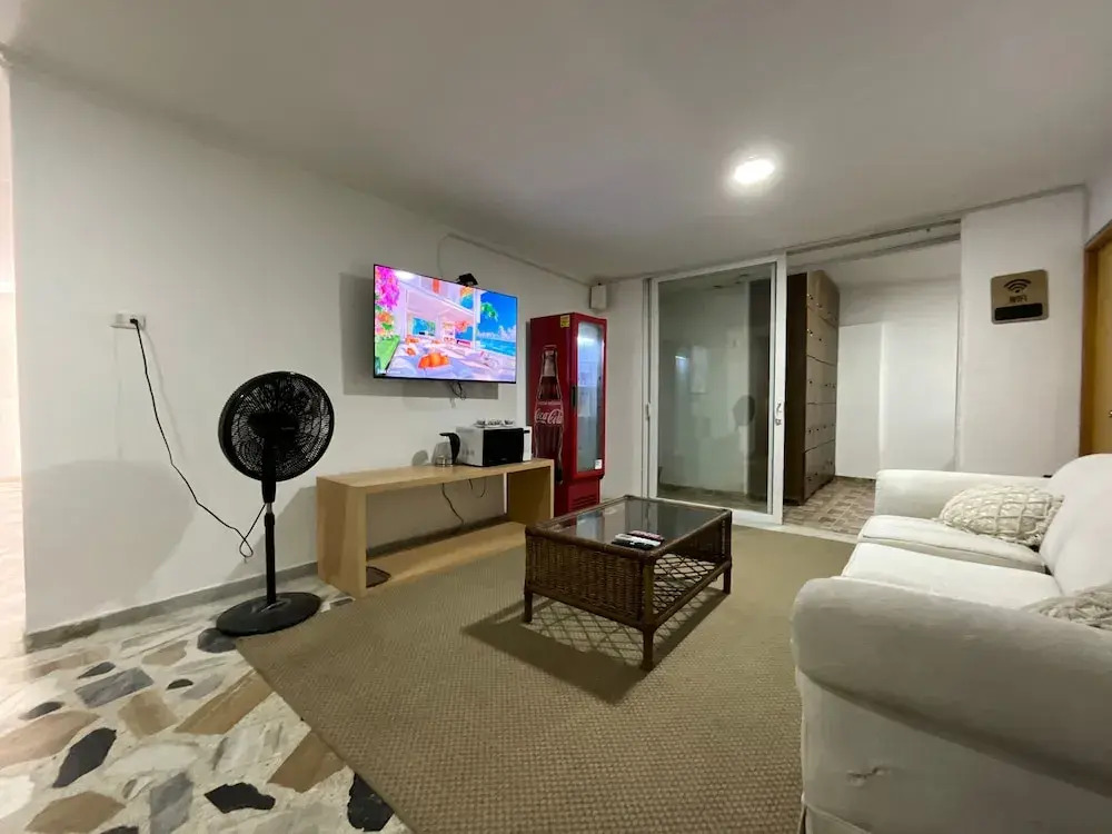 GL Hostal