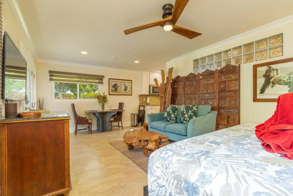 Fern Grotto Inn