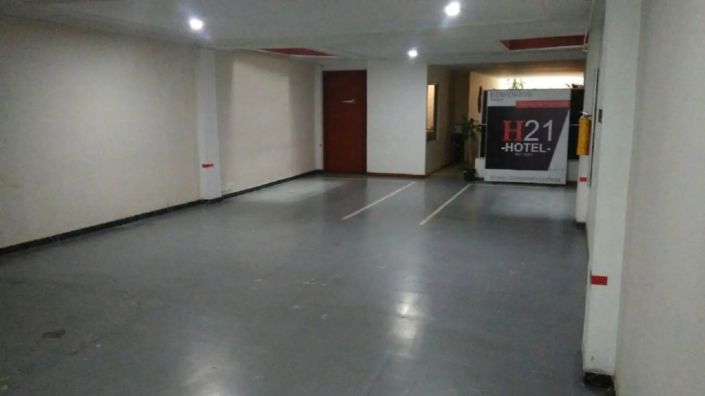 Hotel H21