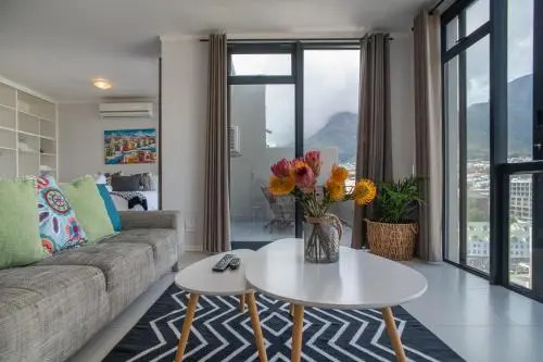 Four Seasons Apartments