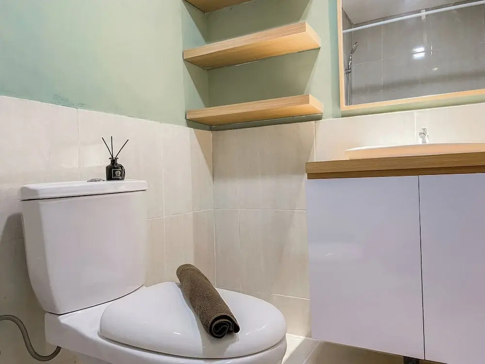 Restful And Homey 2Br At Meikarta Apartment