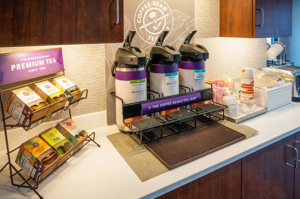 Oakfield Hotel & Suites Rochester, an Ascend Collection Hotel