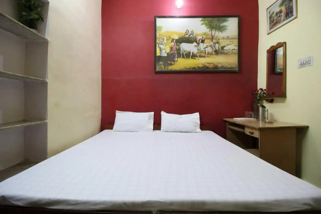 SPOT ON 38614 Shree Shyam Guest House