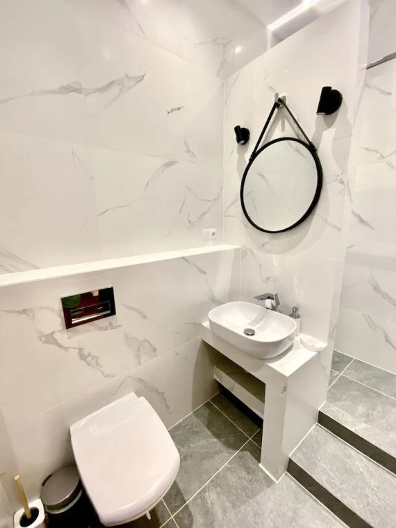 Select Suites by MB Apartments