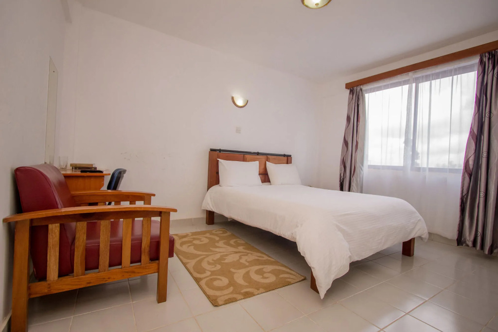 Westwind Hotel Meru