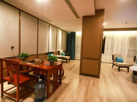 Lanshan Rambo Bay International Hotel