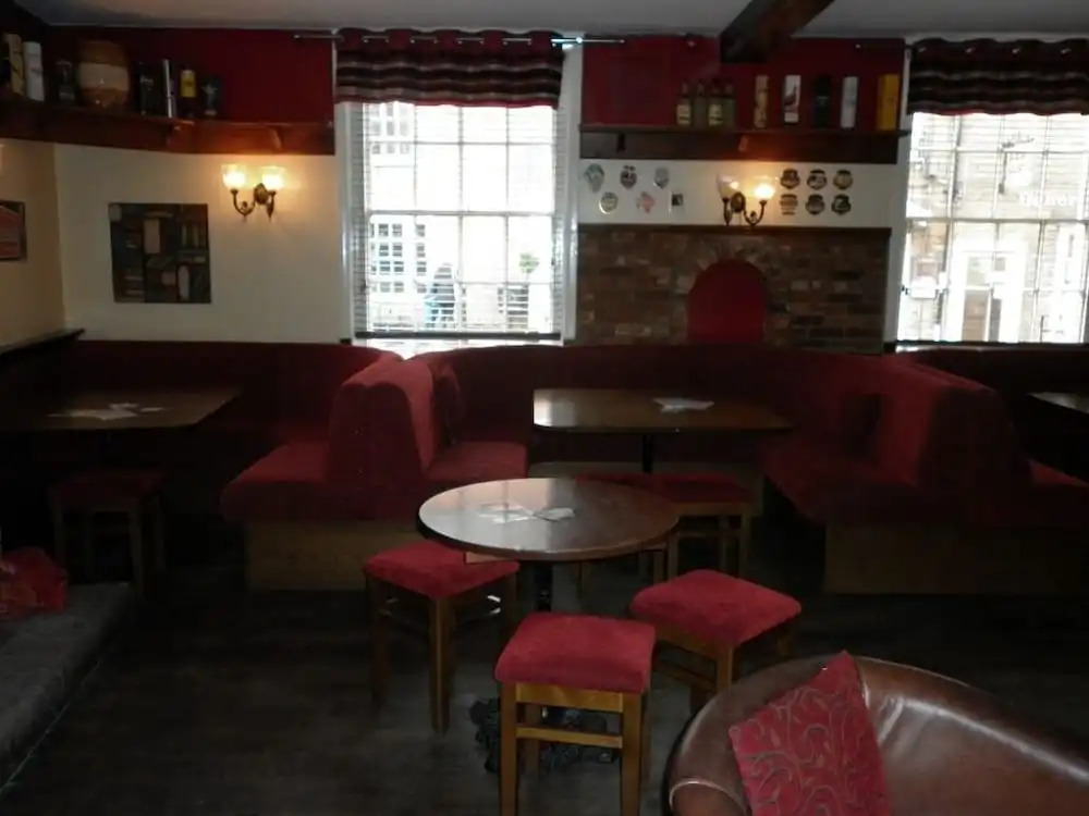 Dixie Arms