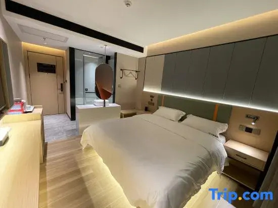 HuanCheng Hotel（(Shenzhen Dongmen Old Street MixC Store)）