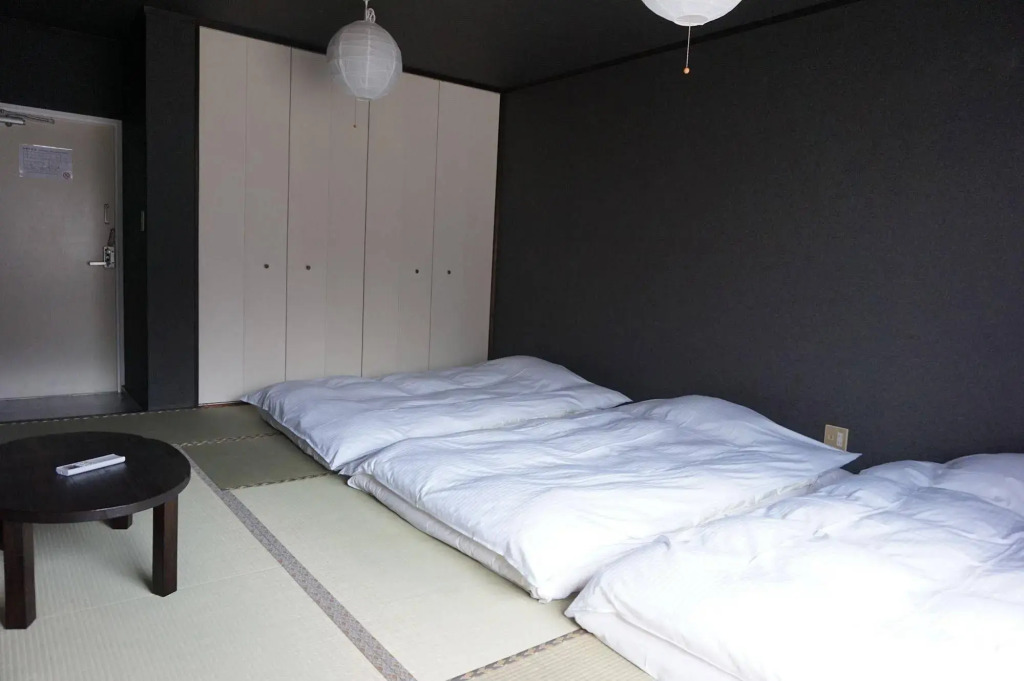 UNI Hostel