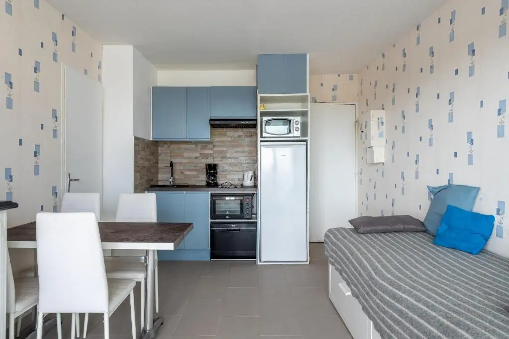 Appartement vue mer et marina, Loggia - Parking