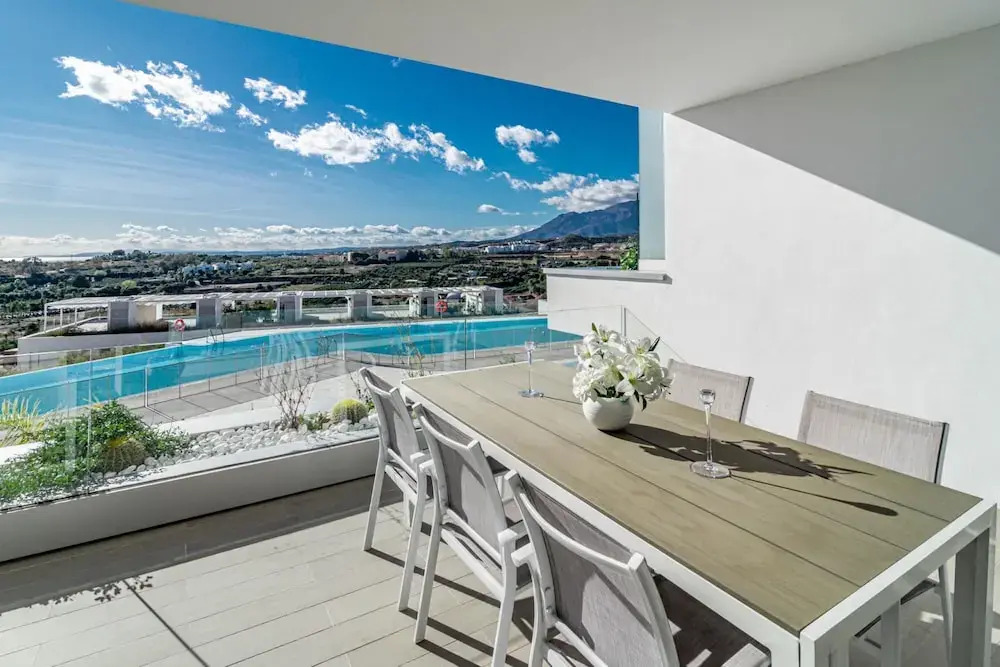 OV5 BB- Modern Family Flat Lovely Views