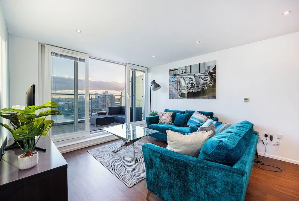 Cosy Corner Apartment Near to Excel