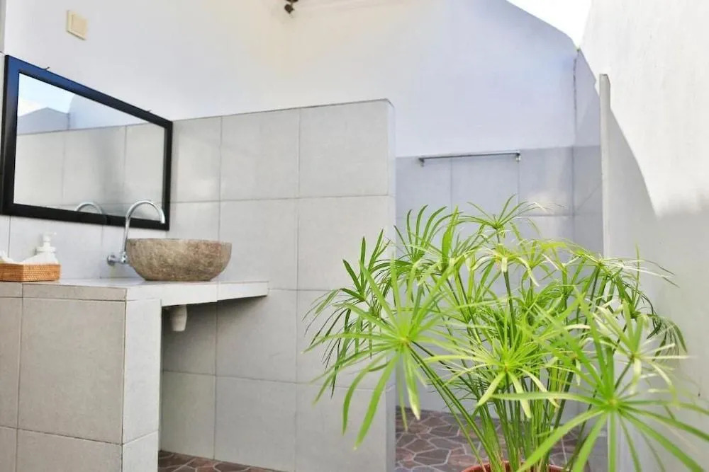 RATU Village - Luxury Island Apartment & Private Villa Gili Air