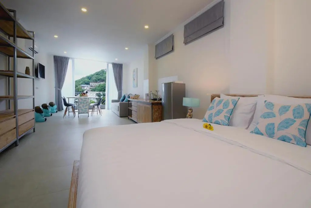 Triple 888 Suites