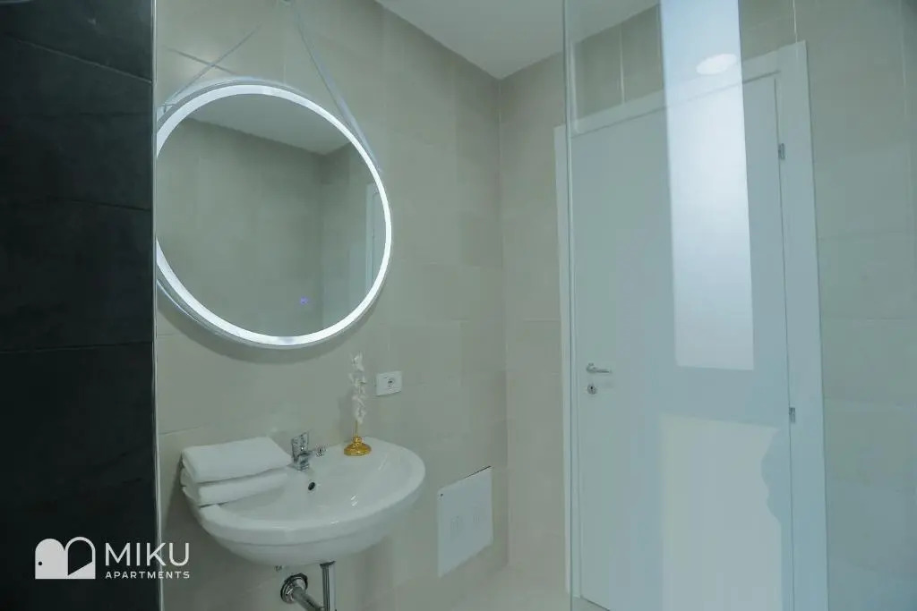 Miku Apartment-Lovely 1 Bedroom Spectacular View