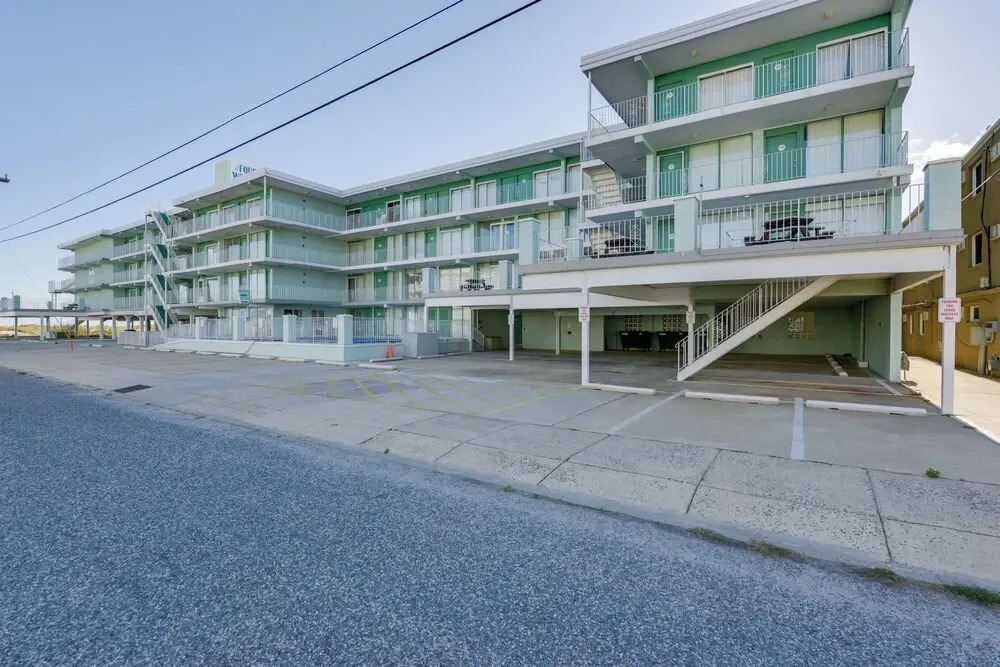 Updated Oceanside Condo - 5 Miles to Cape May!