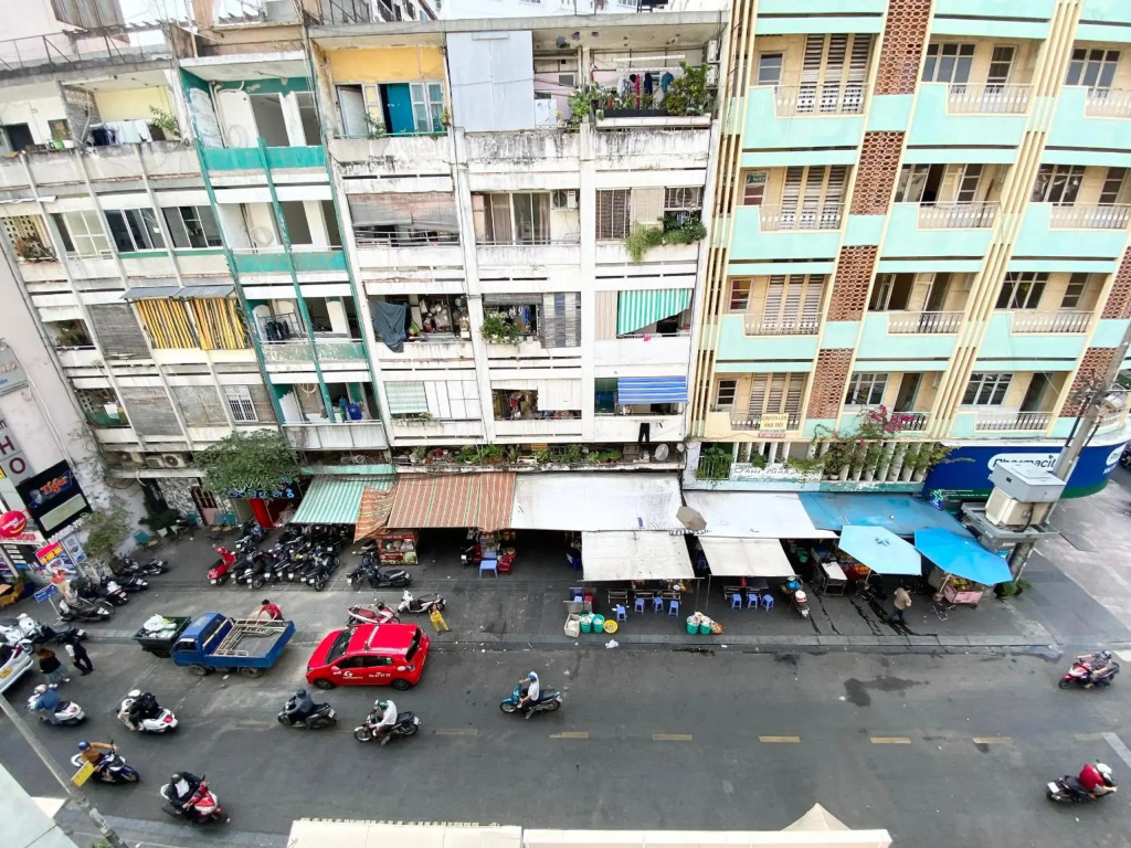 Home Away Do Quang Dau- Homestay, City Center, D1