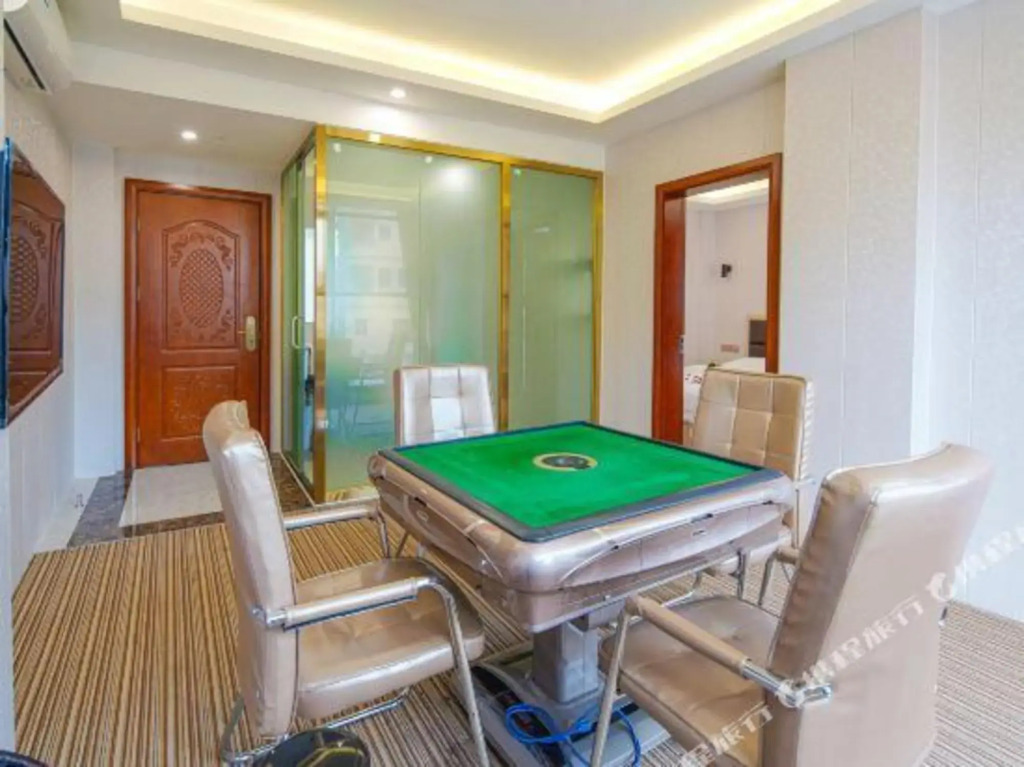 City Convenient Hotel